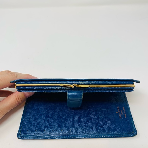 Louis Vuitton Blue Wallet - Picture 6 of 11